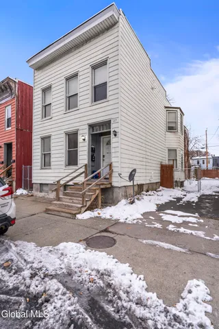 $329,000 | 27 North Lake Avenue, Albany, NY 12203
