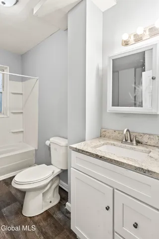 $325,000 | 27 North Lake Avenue, Albany, NY 12203