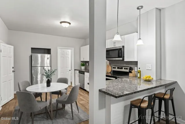 $325,000 | 27 North Lake Avenue, Albany, NY 12203