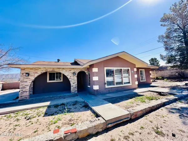 $249,950 | 321 2nd Street, Sunland Park, NM 88063