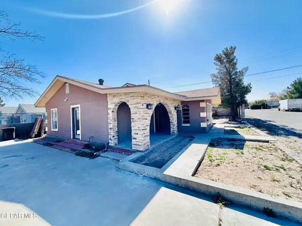 $249,950 | 321 2nd Street, Sunland Park, NM 88063