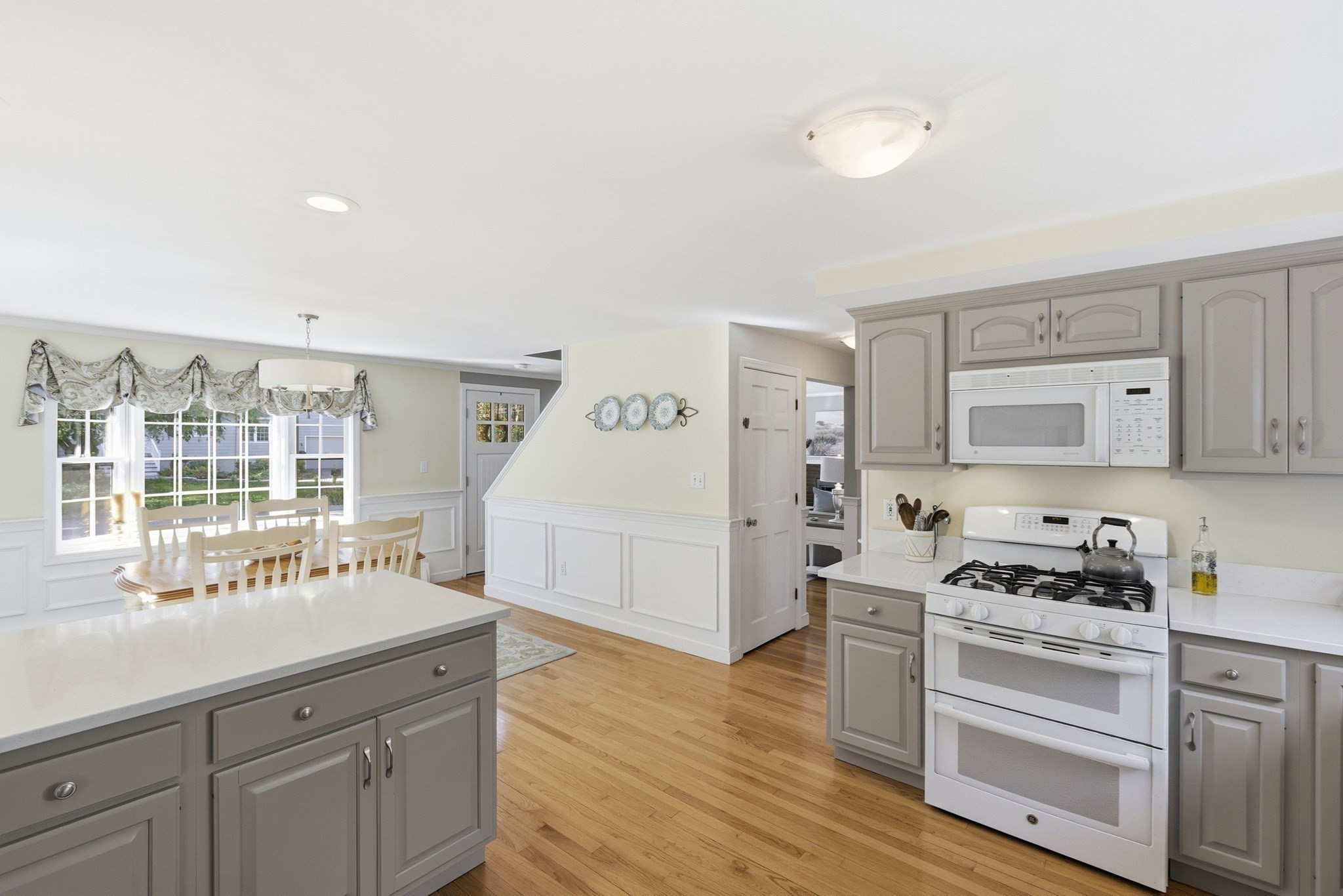 19 Evergreen Road Acton, MA 01720 - Photo 8 of 42 Gallery Image 8
