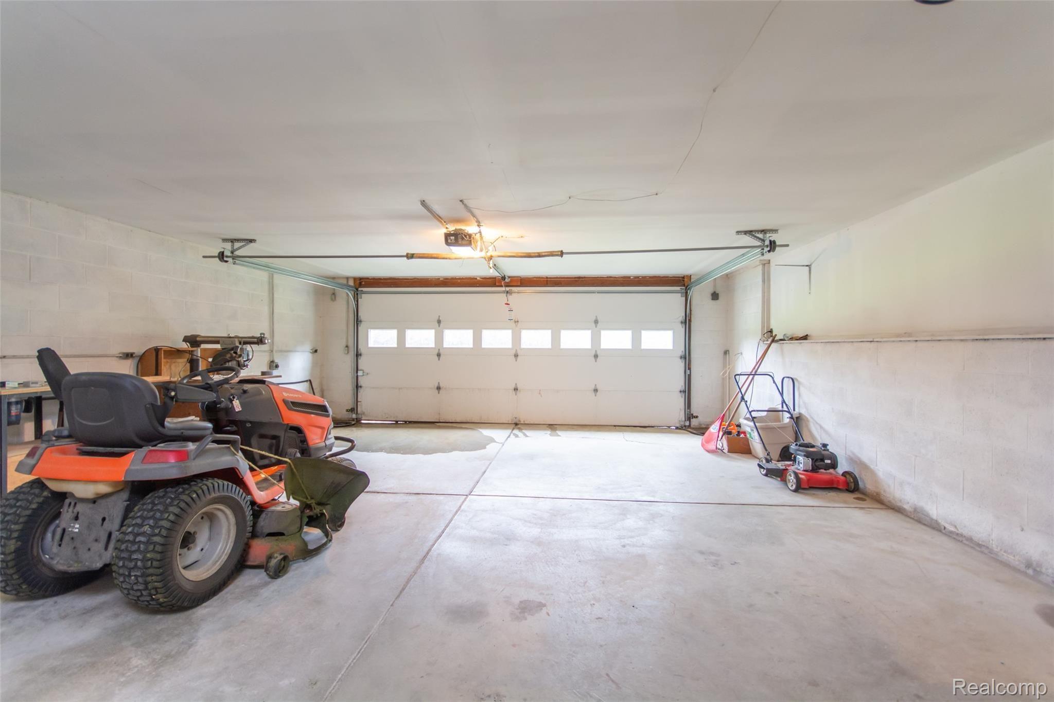 79733 Coon Creek Road Armada, MI 48005 - Photo 30 of 52 DSC_4085.jpg
