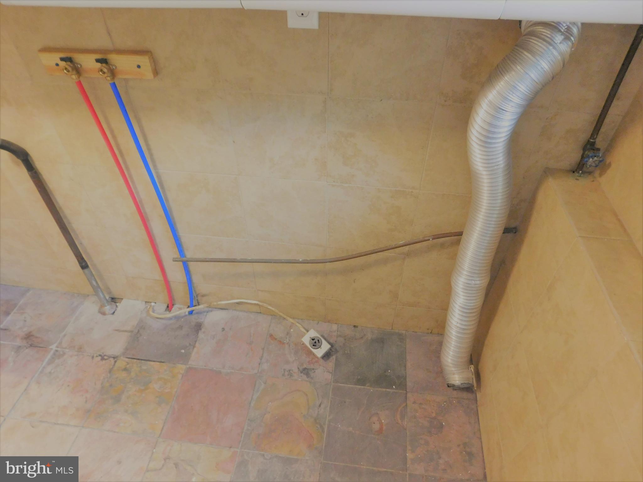 228 West Ridge Street Coaldale, PA 18218 - Photo 6 of 20 Gallery Image 6