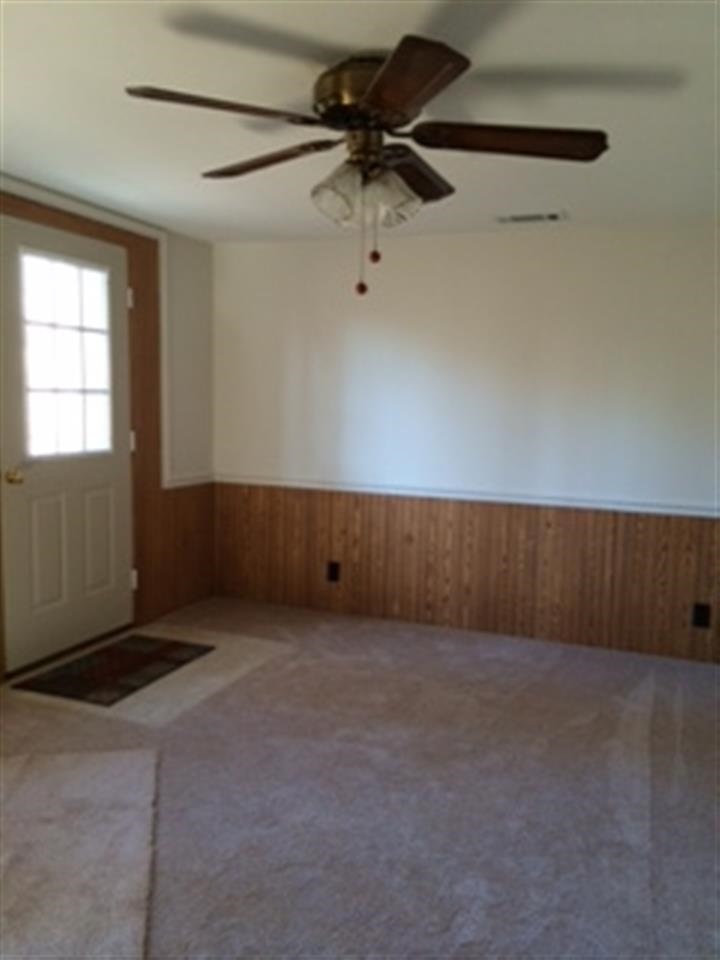 4019 East Ramp Creek Road Bloomington, IN 47401 - Photo 4 of 20