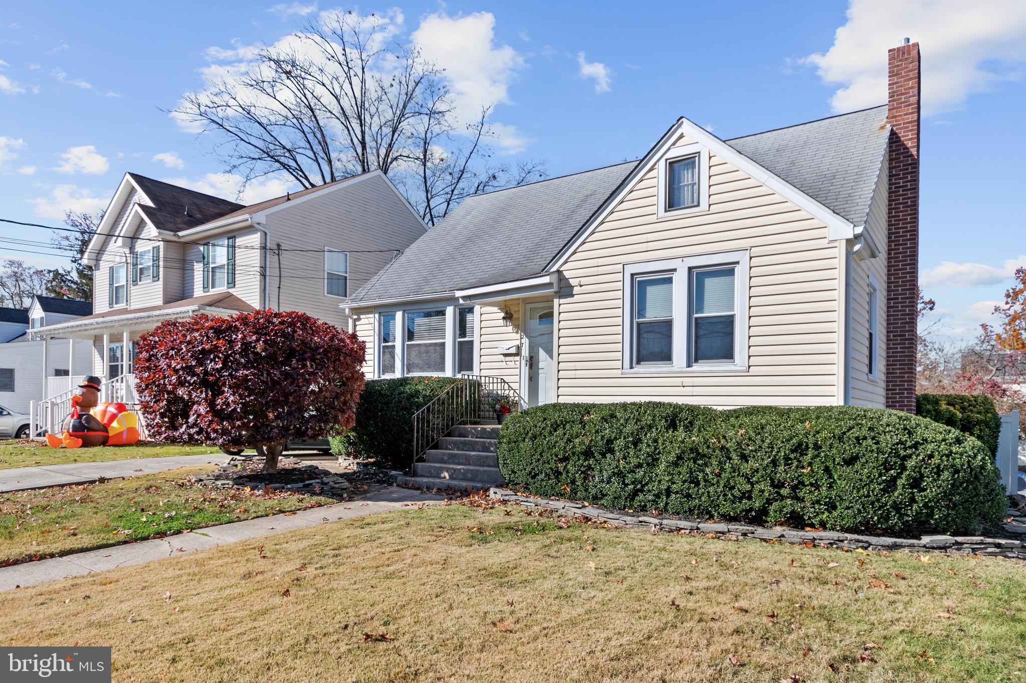 27 East Mill Road Maple Shade, NJ 08052 - Photo 1 of 21