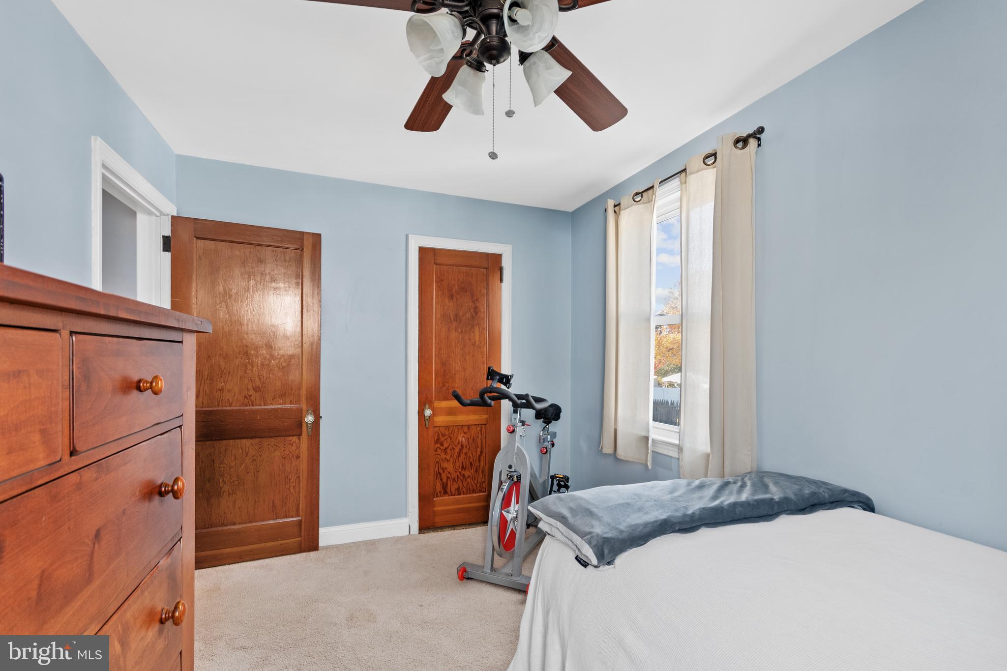 27 East Mill Road Maple Shade, NJ 08052 - Photo 12 of 21