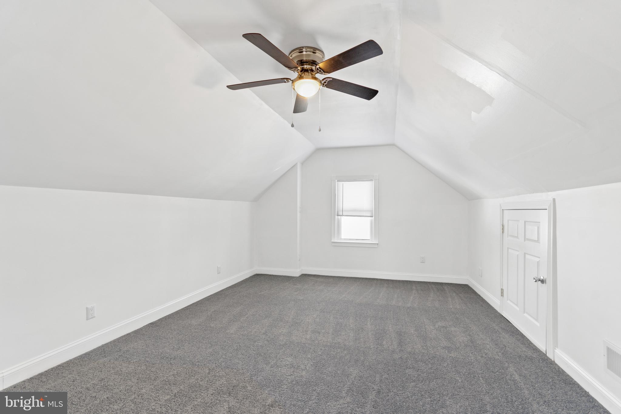 27 East Mill Road Maple Shade, NJ 08052 - Photo 15 of 21