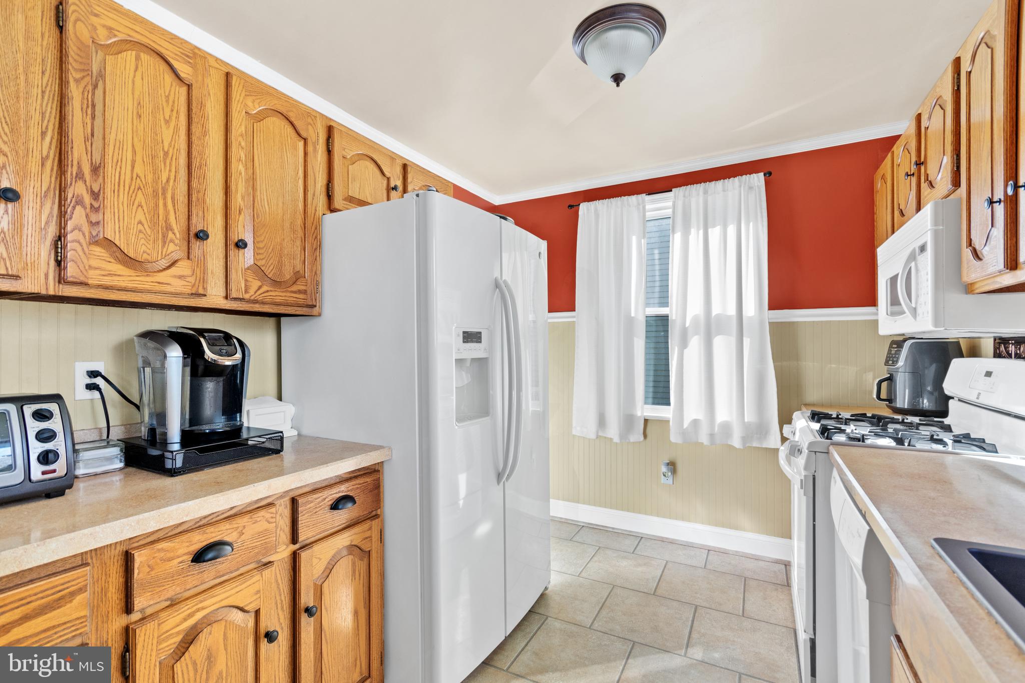 27 East Mill Road Maple Shade, NJ 08052 - Photo 8 of 21