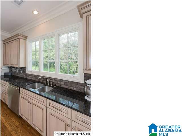 2800 North Woodridge Road Birmingham, AL 35223 - Photo 10 of 32