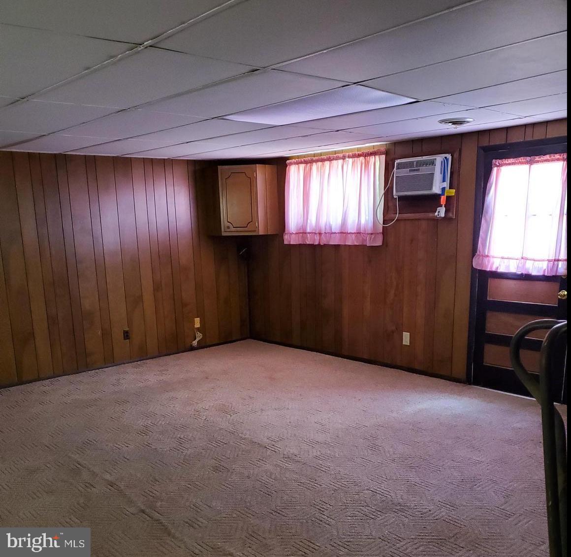 2410 Burridge Road Baltimore, MD 21234 - Photo 8 of 13 Large Family Room