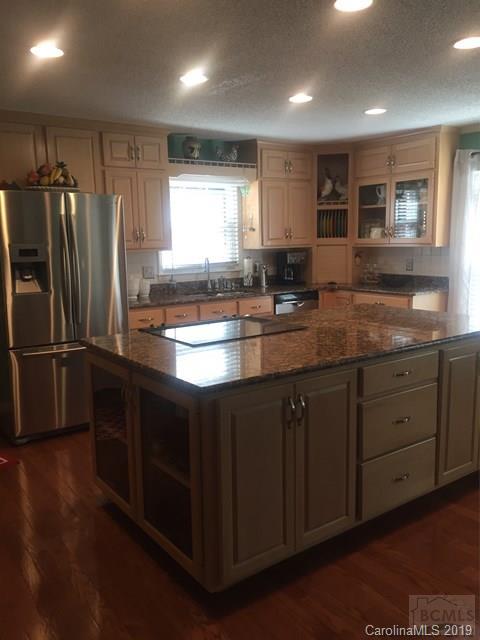 205 Lost Corner Road Morganton, NC 28655 - Photo 5 of 25 Gallery Image 5