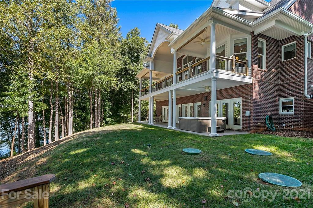 5632 Plantation Ridge Road Charlotte, NC 28214 - Photo 14 of 48 Gallery Image 14