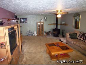 3157 Hennepin Road Springfield, IL 62707 - Photo 5 of 9