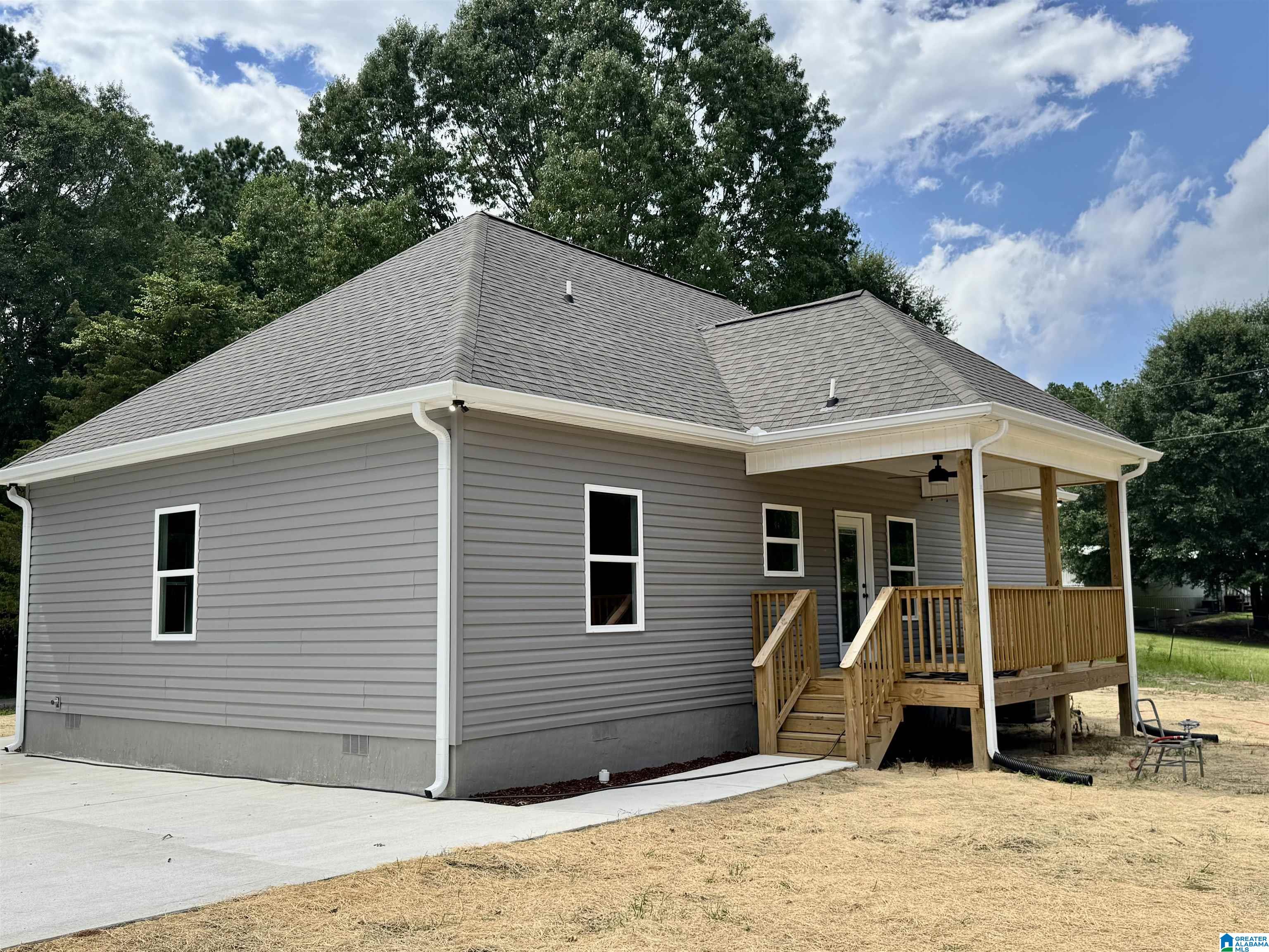 133 Water Tank Road Hayden, AL 35079 - Photo 8 of 41