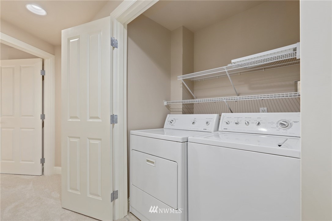 641 Bell Street, Unit 102 Edmonds, WA 98020 - Photo 25 of 40
