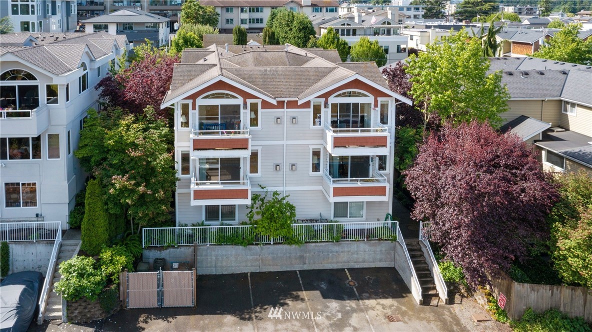 641 Bell Street, Unit 102 Edmonds, WA 98020 - Photo 37 of 40