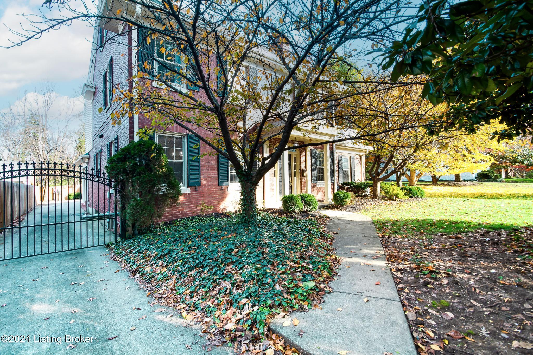 1731 Sulgrave Road Louisville, KY 40205 - Photo 2 of 86 1731_Sulgrave_Rd_40205_303