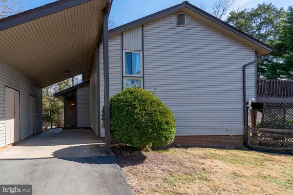 a view of a house with a garage