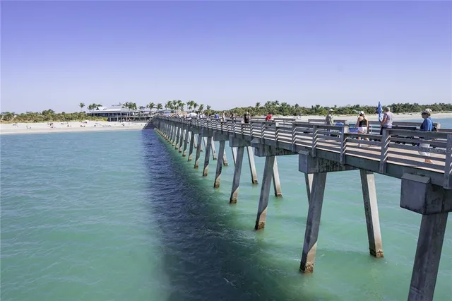 $235,000 | 433 Cerromar Lane, Unit 541, Venice, FL 34293