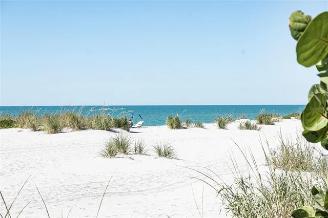 $235,000 | 433 Cerromar Lane, Unit 541, Venice, FL 34293