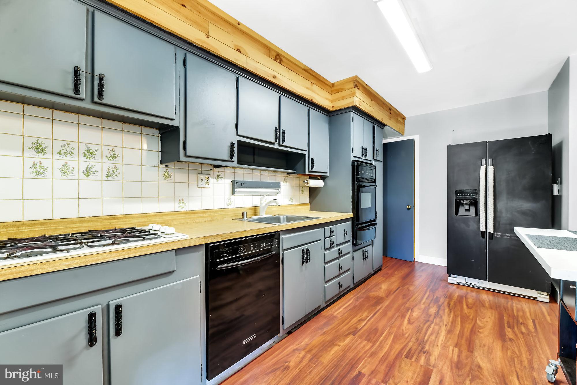 8045 North Boundary Road Baltimore, MD 21222 - Photo 10 of 29
