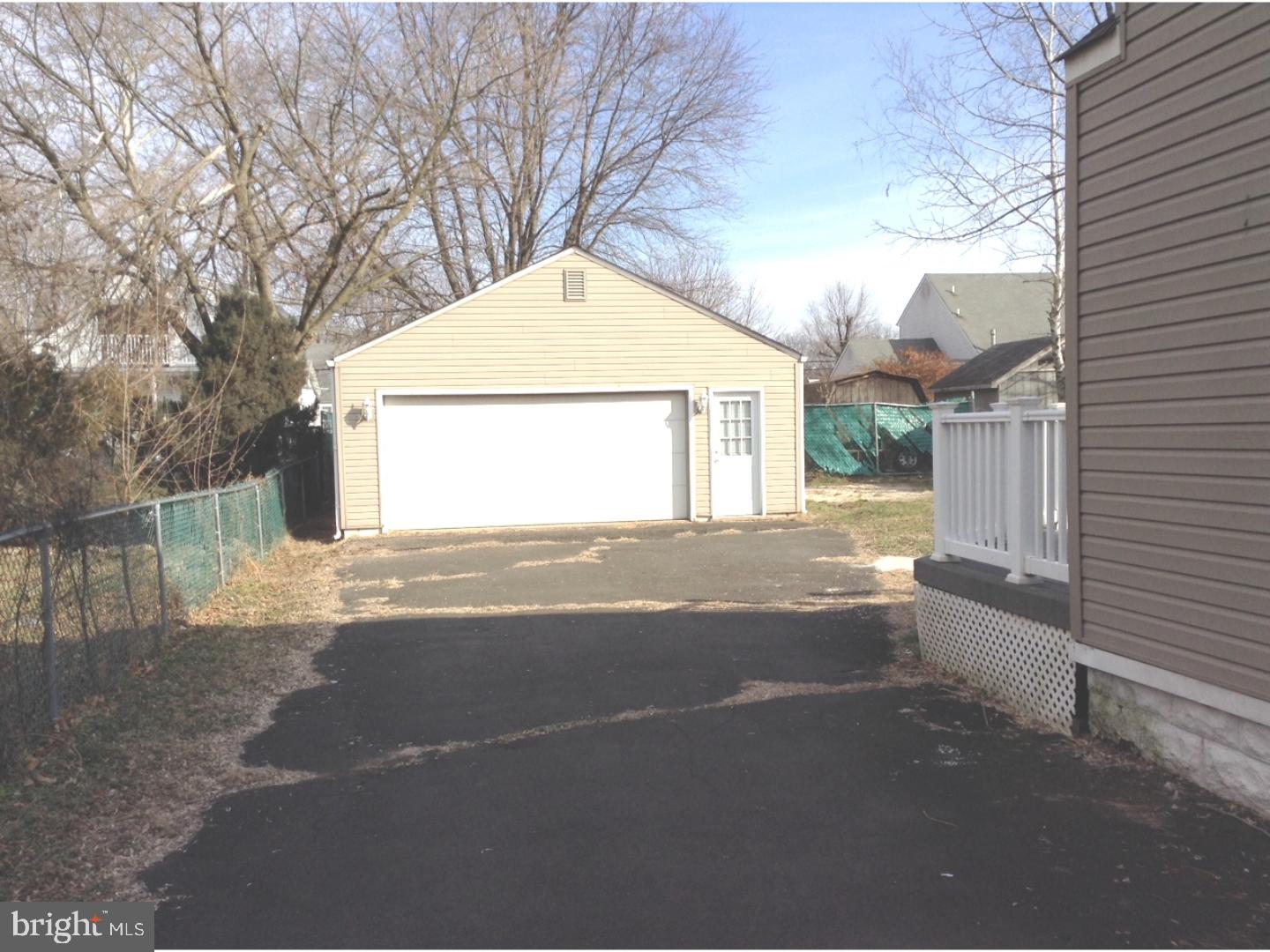 715 Rosa Avenue Croydon, PA 19021 - Photo 21 of 23 Garage