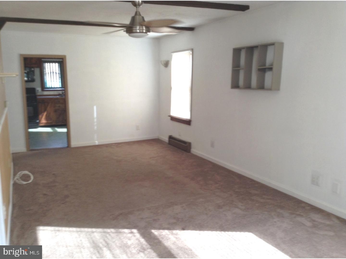 715 Rosa Avenue Croydon, PA 19021 - Photo 3 of 23 Living Room