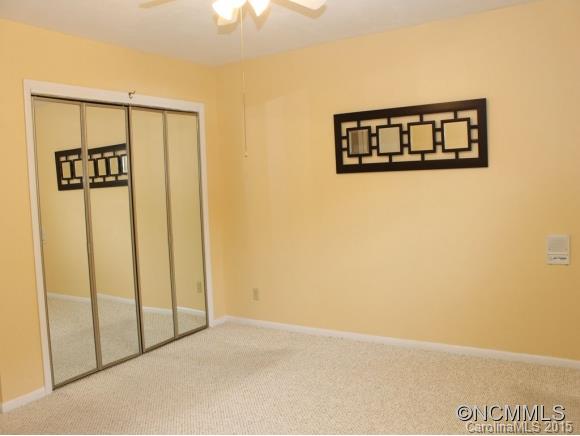 81 Whitaker Circle Fairview, NC 28730 - Photo 6 of 9 Gallery Image 6