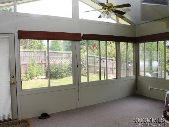 81 Whitaker Circle Fairview, NC 28730 - Photo 7 of 9 Gallery Image 7