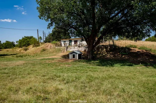a view of a pathway of a yard