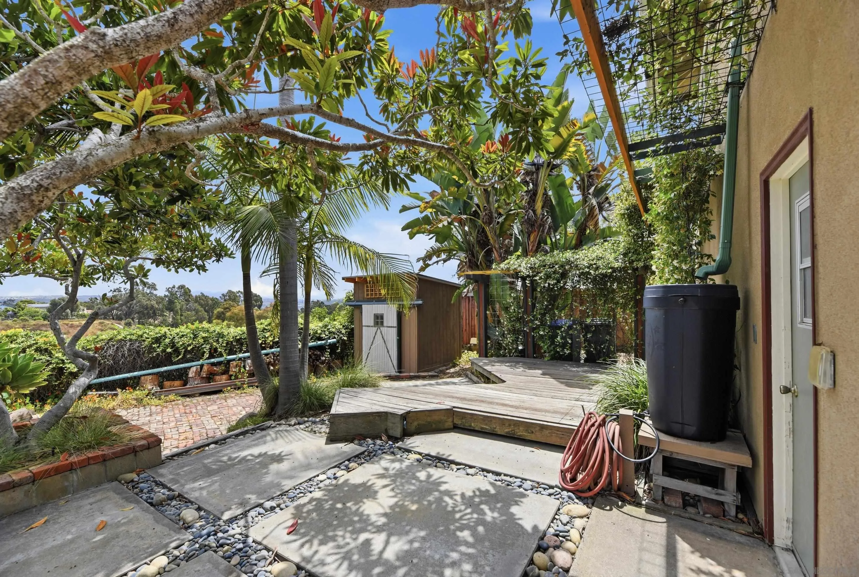 2275-77 Cameo Road Carlsbad, CA 92008 - Photo 31 of 60