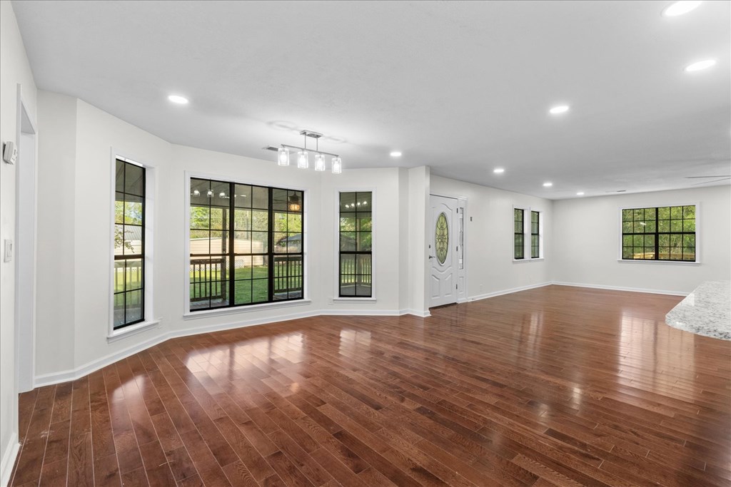 4318 East Nance Springs Road Dalton, GA 30721 - Photo 12 of 46 Gallery Image 12