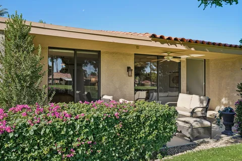 $525,000 | 95 La Cerra Drive, Rancho Mirage, CA 92270