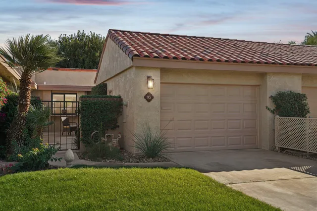 $525,000 | 95 La Cerra Drive, Rancho Mirage, CA 92270