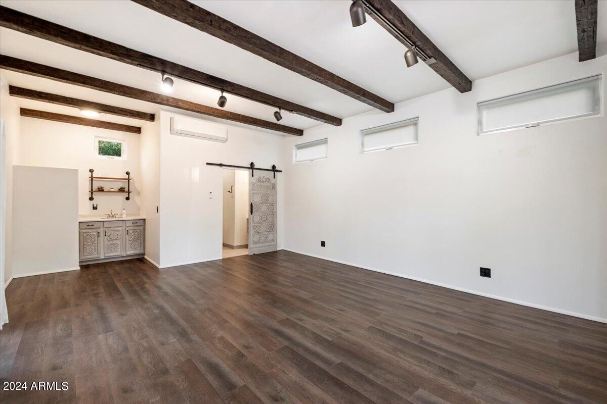 8712 North 68th Street Paradise Valley, AZ 85253 - Photo 35 of 44 Beautiful Flooring