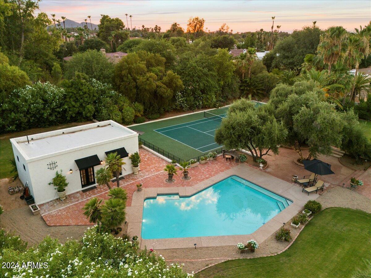 8712 North 68th Street Paradise Valley, AZ 85253 - Photo 43 of 44 Ariel View