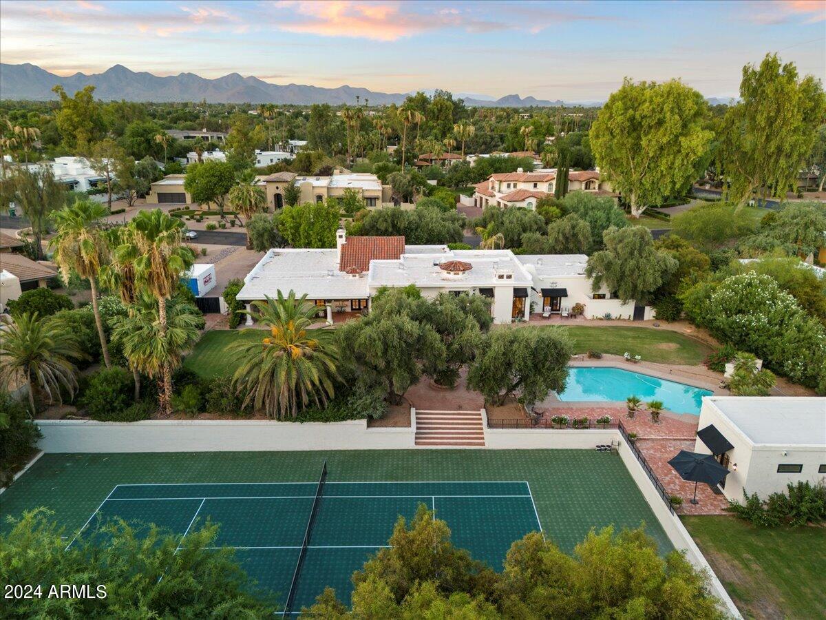 8712 North 68th Street Paradise Valley, AZ 85253 - Photo 44 of 44 Ariel View