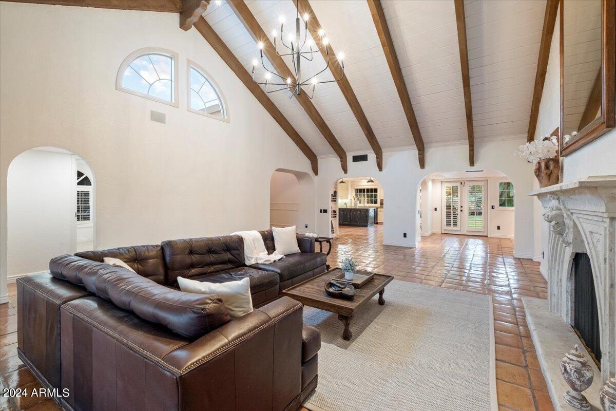 8712 North 68th Street Paradise Valley, AZ 85253 - Photo 7 of 44 Open Concept