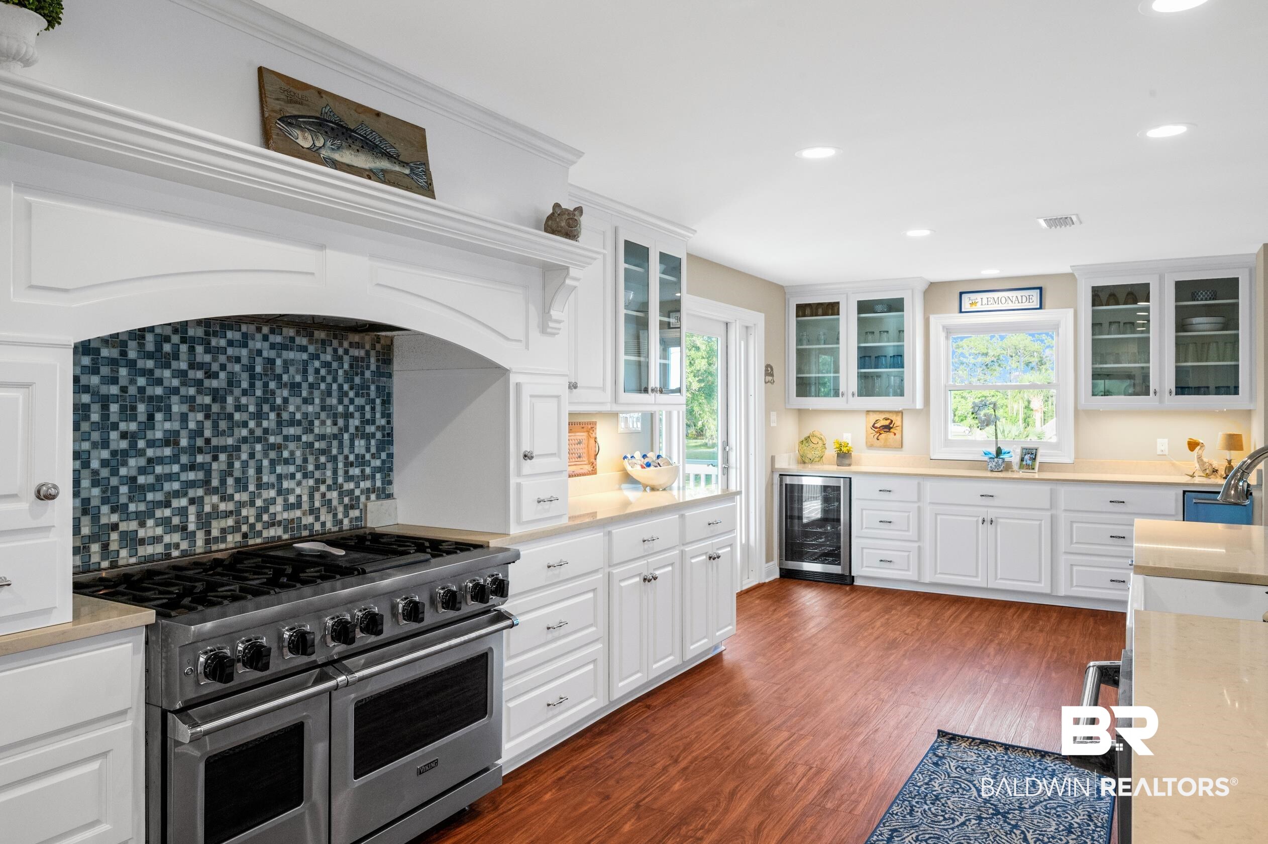 17188 Oyster Bay Road Gulf Shores, AL 36542 - Photo 9 of 47 Viking Gas Range