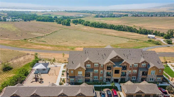 $2,400 | 9962 West Victoria Place, Unit 106, Littleton, CO 80127