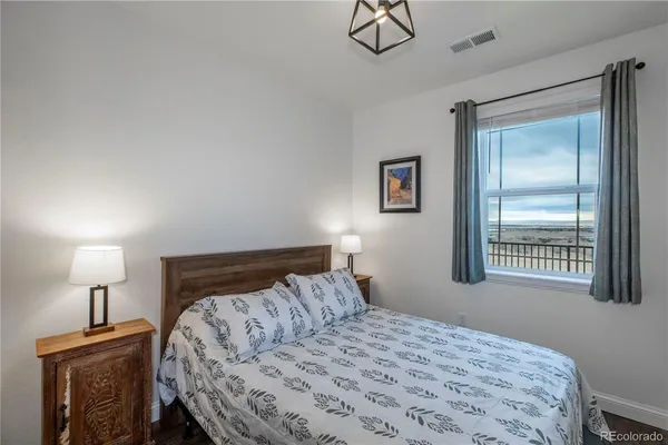 $2,400 | 9962 West Victoria Place, Unit 106, Littleton, CO 80127