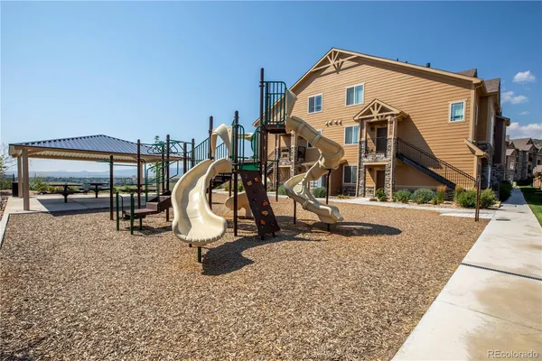 $2,400 | 9962 West Victoria Place, Unit 106, Littleton, CO 80127