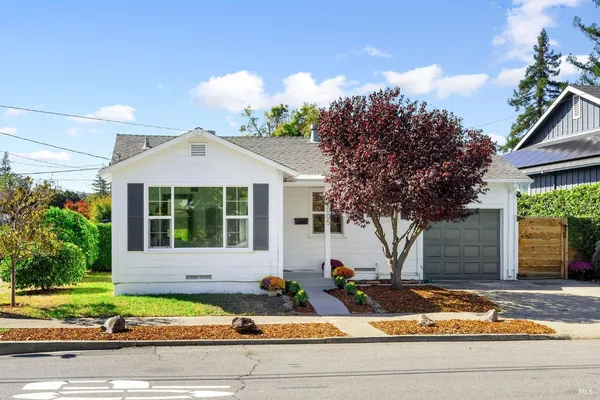 $679,000 | 2005 Adrian Street, Napa, CA 94559
