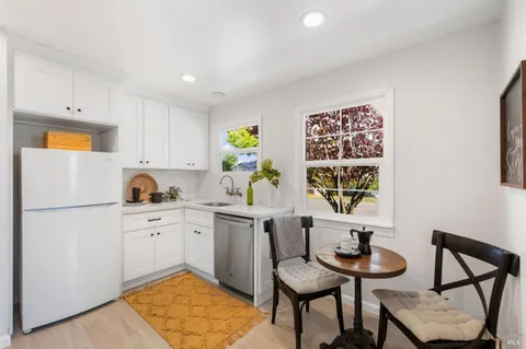 $699,000 | 2005 Adrian Street, Napa, CA 94559