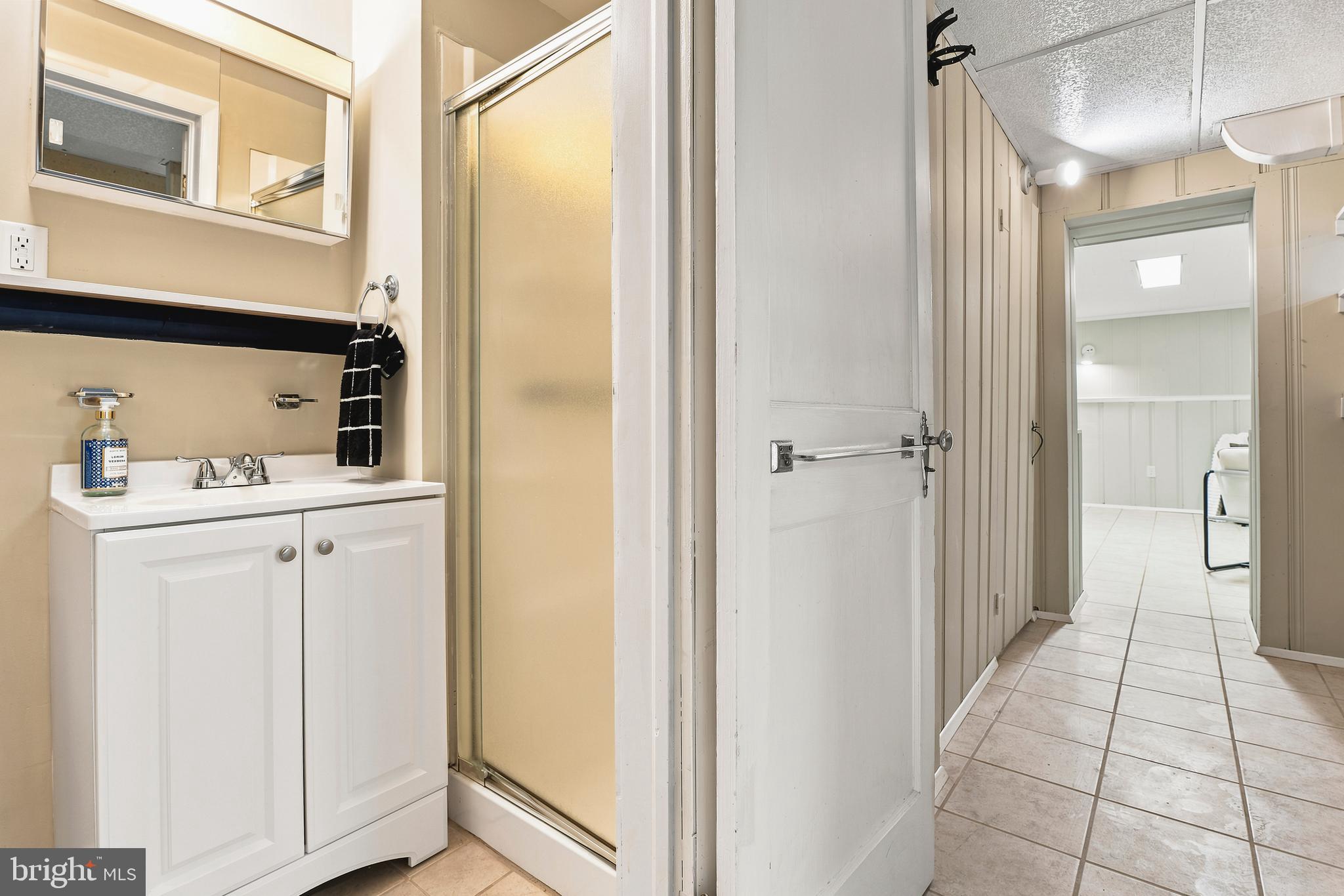 6471 Blenheim Road Baltimore, MD 21212 - Photo 25 of 66 2nd Full BA- Lower Level