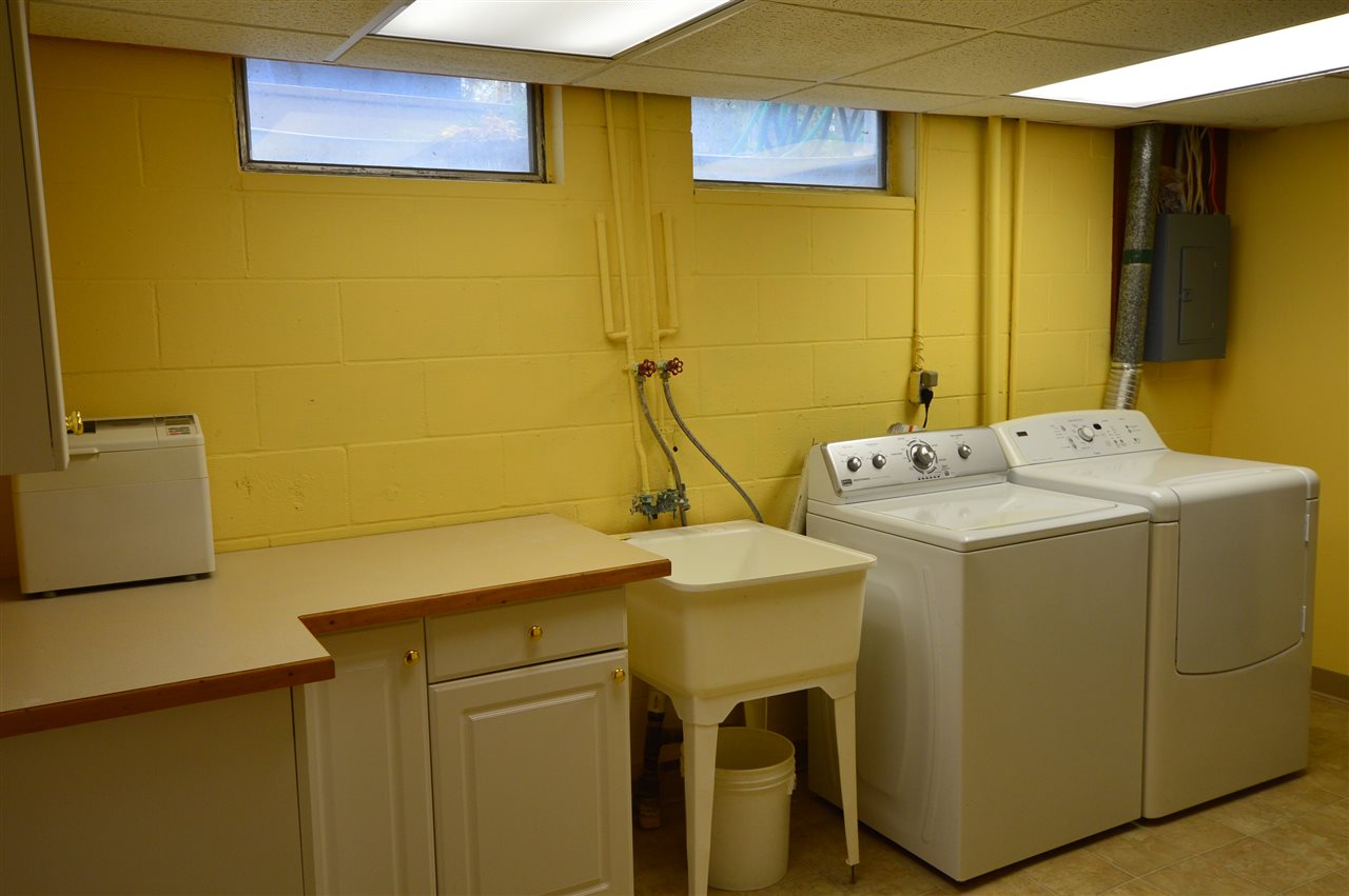 602 Bloomfield Road Traverse City, MI 49686 - Photo 50 of 67 1831156-49.JPG