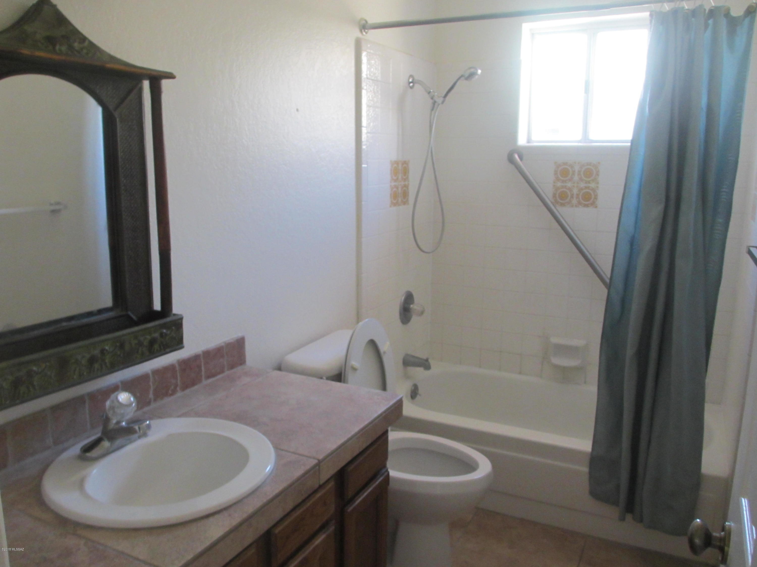 1248 Circulo Aguilar Rio Rico, AZ 85648 - Photo 22 of 41