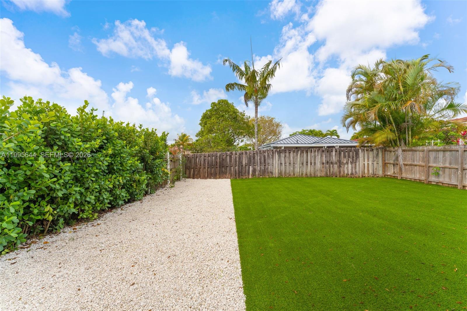 17570 Southwest 142nd Court Miami, FL 33177 - Photo 24 of 26