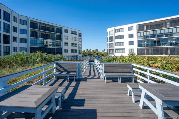 $449,000 | 2370 Northeast Ocean Boulevard, Unit C205, Jensen Beach, FL 34957